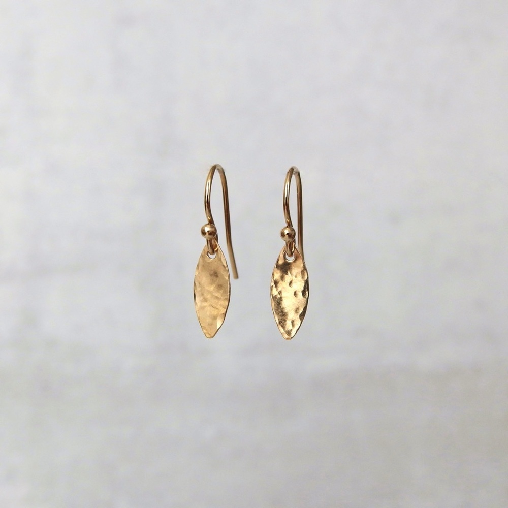 Hammered marquise leaf earrings 14k GF - Picture 4 of 5